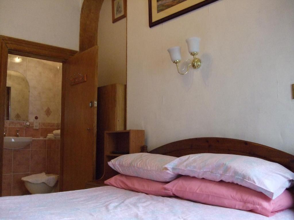 Swan Lake Guest House Edimburgo Quarto foto